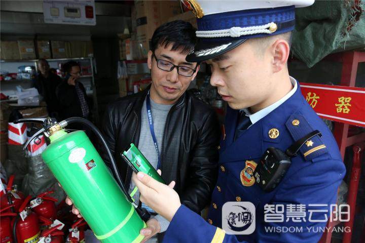 云阳县消防救援大队开展全县消防器材联合检查
